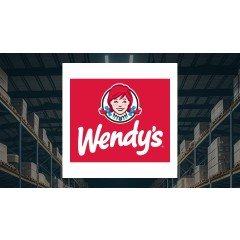 DekaBank Deutsche Girozentrale Lowers Stock Holdings in The Wendy’s Company $WEN