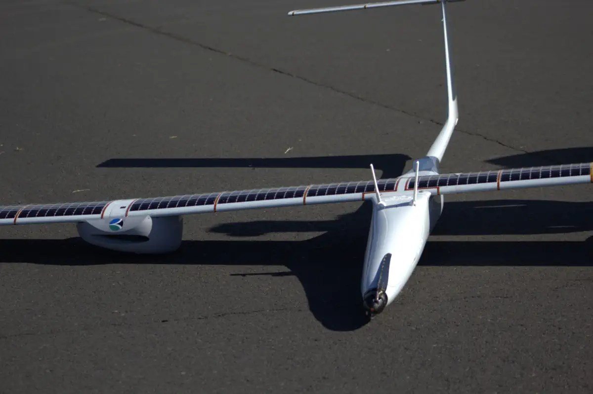 PowerLight and Kraus Hamdani Aerospace Validate Ground-to-Air Power Communication