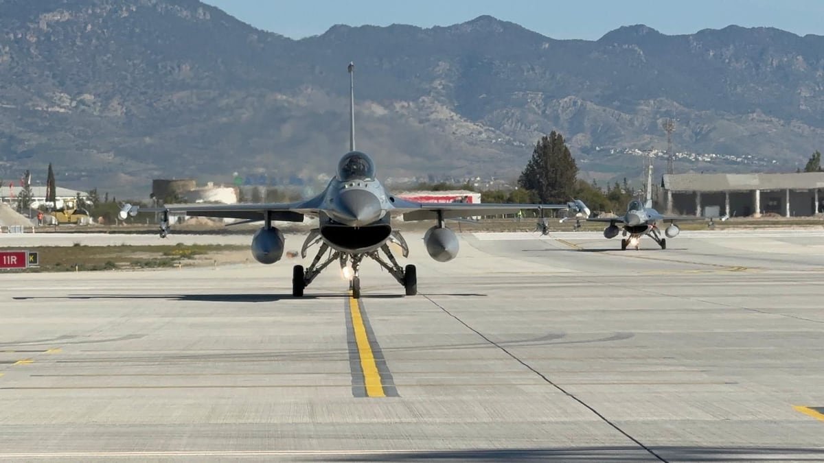 Turkey sends six F-16 fighters to Northern Cyprus amid Iran missile threats